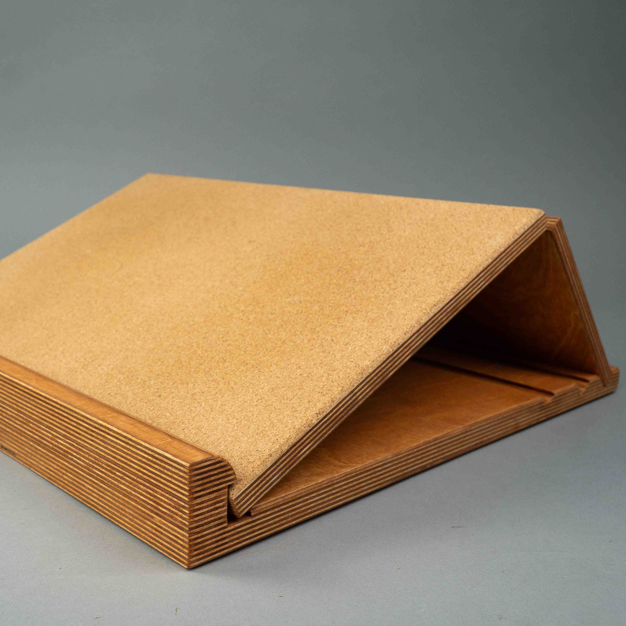 SLANTBOARD